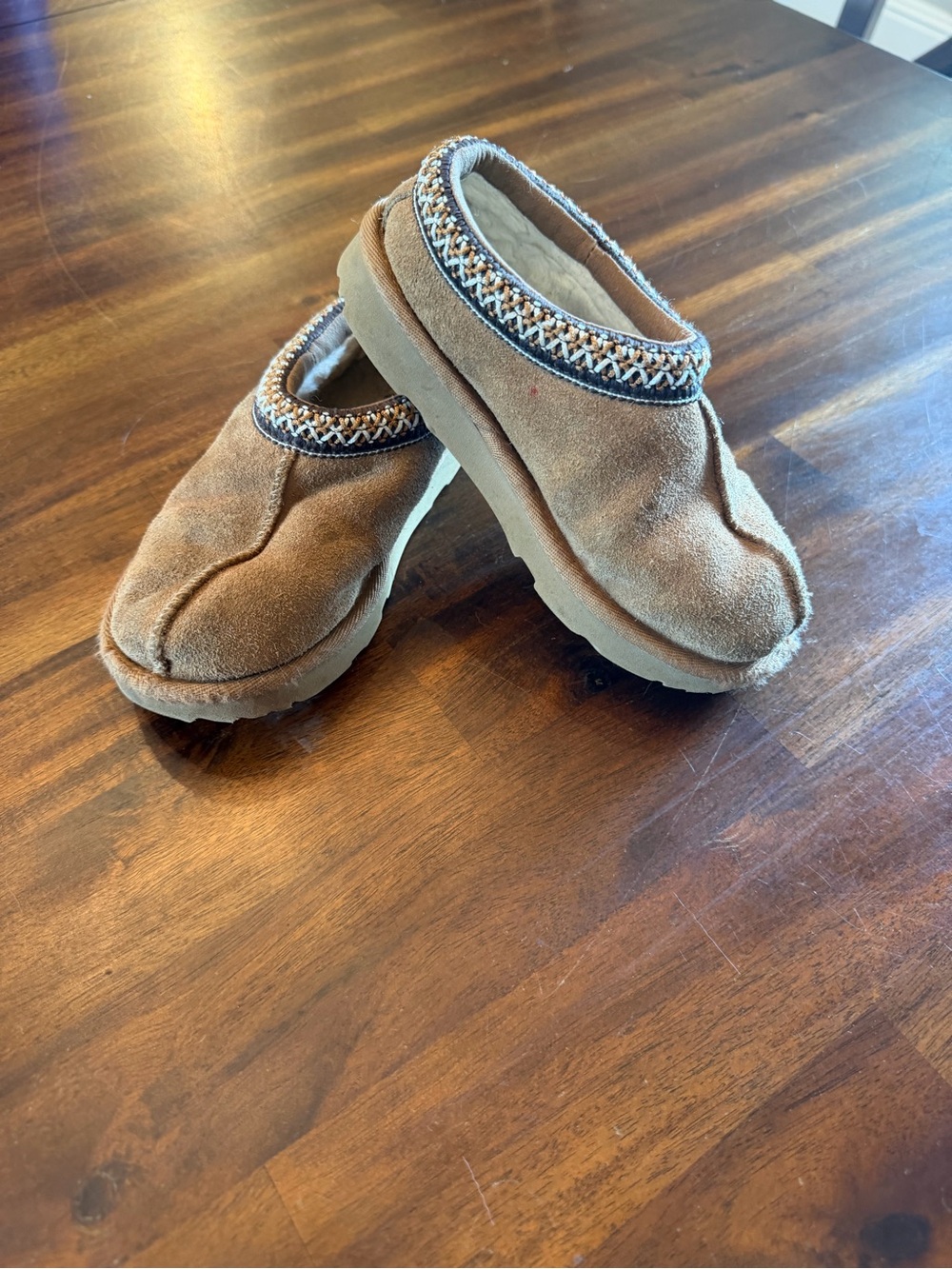 Ugg Tasman II size toddler 11 - Picture 1 of 9